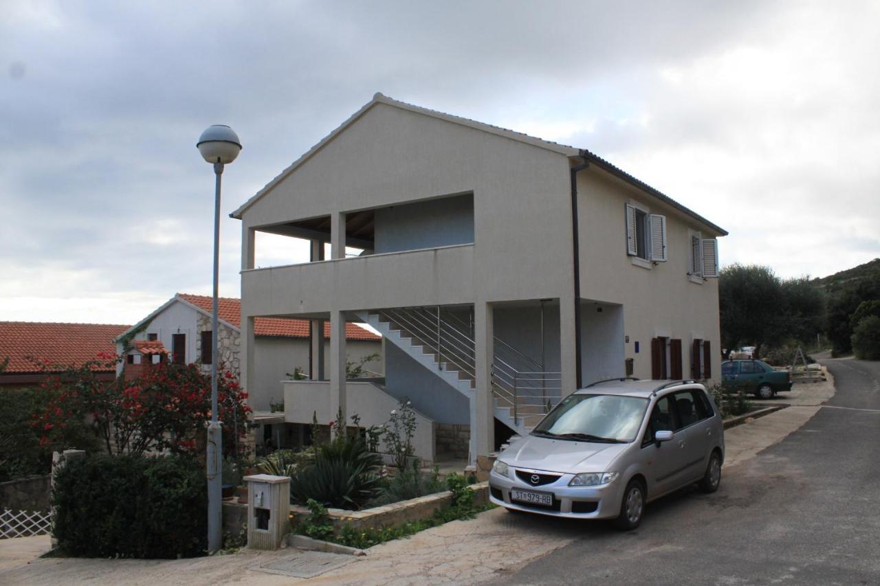Apartments By The Sea Milna, Vis - 8896 エクステリア 写真